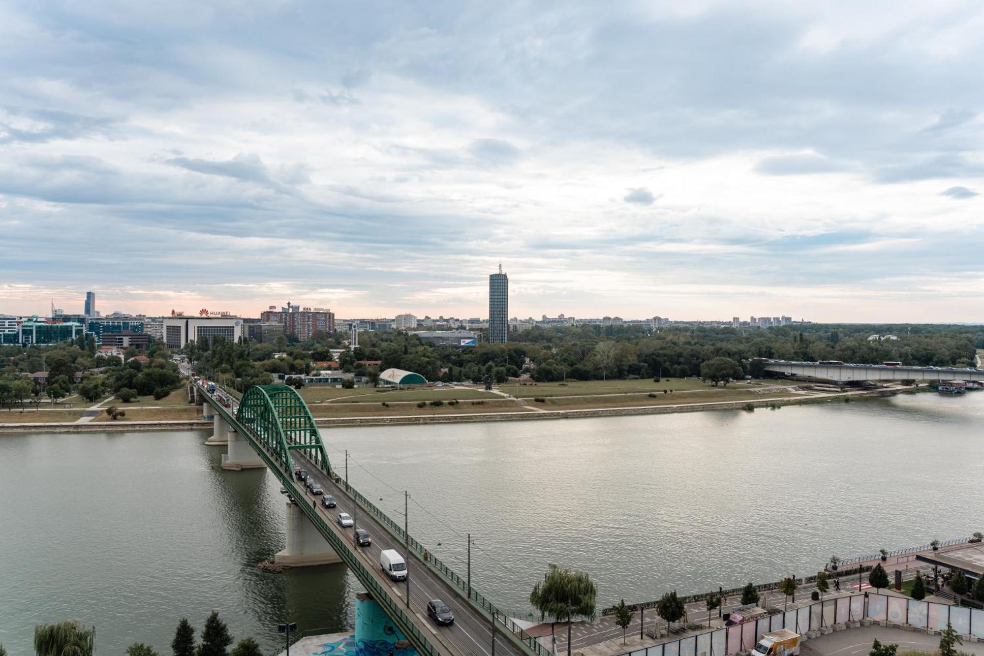 Appartement Sinfonia Lux à Belgrade Extérieur photo